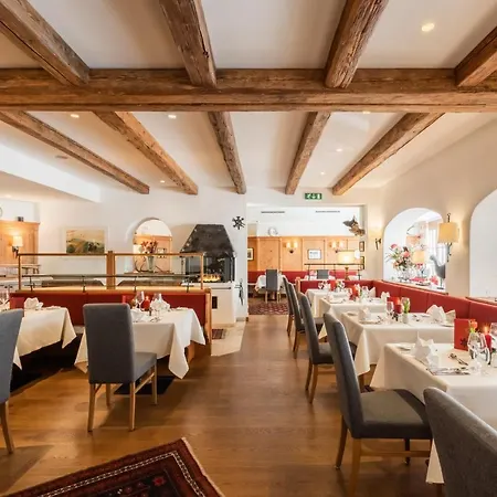 酒店 奥特施米德希特珀特酒店  4*