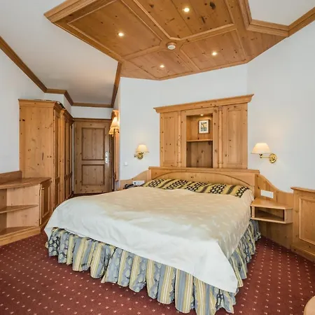 奥特施米德希特珀特酒店  酒店 蒂罗尔-泽费尔德