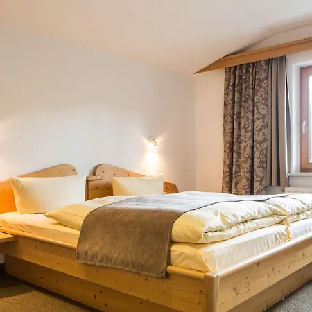 Hotel Alte Schmiede Hiltpolt 4*