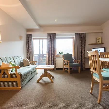 奥特施米德希特珀特酒店 