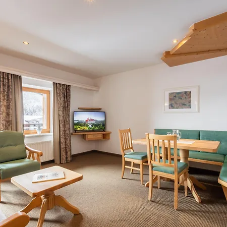 奥特施米德希特珀特酒店  4*