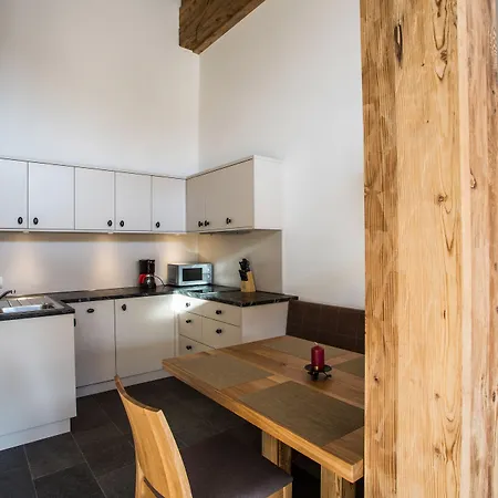 فندق ألت شميد هيلتبولت